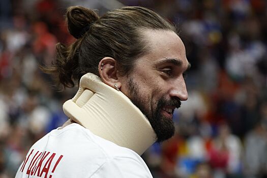 Швед — о китайских фанатах: вы едете, и вам стучат в машину, это кайф