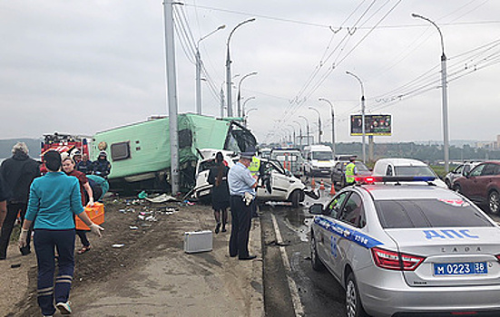 В Иркутске задержан директор компании-перевозчика, автобус которой попал в крупное ДТП