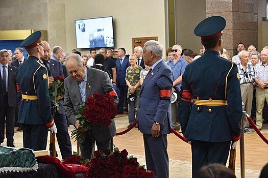 Минтимер Шаймиев: "Ильдус Мостюков из тех, кто честно и преданно служил Родине и народу"