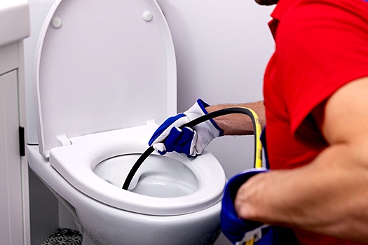 В Росводоканале объяснили, кого могут за неуплату лишить доступа к канализации