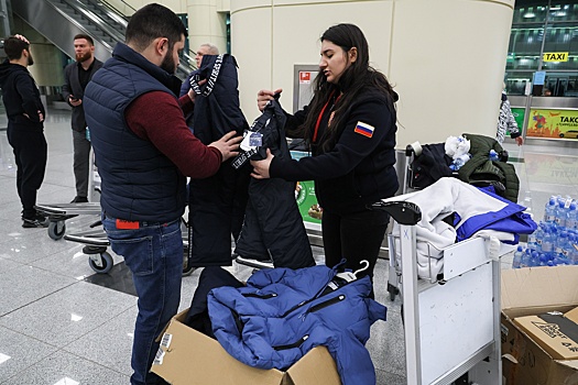 В Домодедово эвакуированных из сектора Газа россиян ждут десятки журналистов