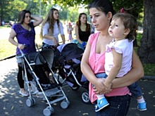 Для молодых мам запустят сайт с базой бесплатных нянь