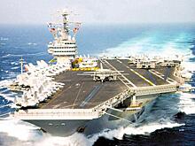 Коронавирус добил авианосный флот США, который не в силах отразить биоатаку