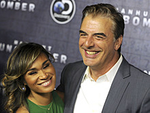 Браку конец? Жена обвиненного в домогательствах Криса Нота сняла обручальное кольцо