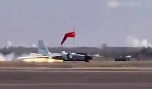 Самолет NASA сел «на брюхо» в Техасе из-за неисправности