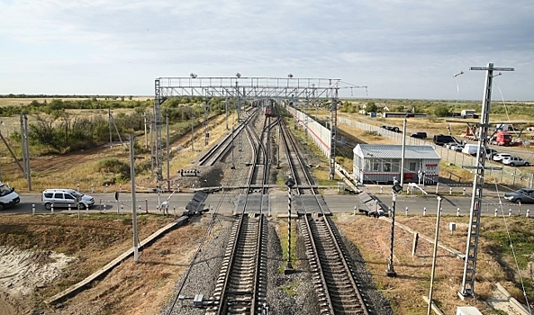 На севере Волгограда 22 октября временно закроют ж/д переезд