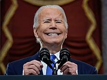 Байден трижды перепутал имя конгрессмена-демократа