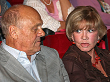 Медики почти час пытались спасти Веру Алентову