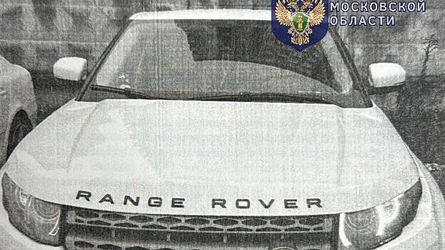 У жителя Подмосковья забрали Range Rover за пьяное вождение с «левыми» правами
