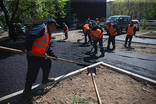 Ловить рыбу и делать колбасу в Приморье будут мигранты