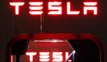Акции Tesla рухнули за две недели