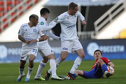 В «Локомотиве» опровергли информацию, что клуб собирается подписать игроков «Оренбурга»