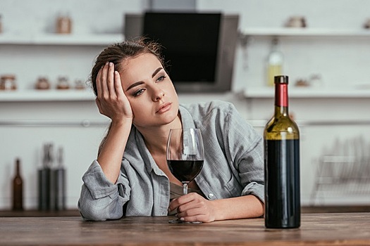 Лечится ли женский алкоголизм на самом деле