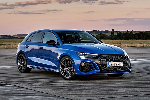 Audi RS 3 performance edition: больше мощности и скорости за небольшую доплату