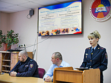 В Брянске полицейские рассказали лицеистам о порядке поступления в ведомственные вузы и службе в полиции