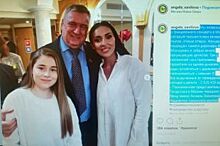 Певица Алсу с дочерью помогли собрать для казанского хосписа 1,5 млн рублей