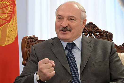 Лукашенко похвалил белорусские СМИ за "честность"