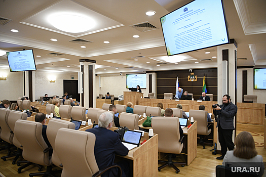 Во власть Екатеринбурга идут сотрудники РМК