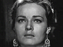 Актриса Людмила Чурсина заявила, что не жалеет об отказе от съемок в Голливуде