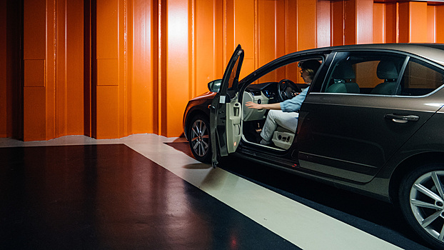 Стала известна стоимость самого дорогого машино-места в Москве в 2025 году