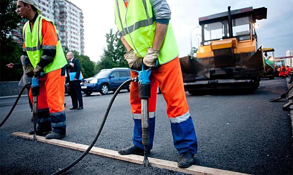 Дороги в Кирове будут ремонтировать «Вятавтодор» и «Гордормостстрой»: компании получат более 1 млрд рублей на реализацию проекта