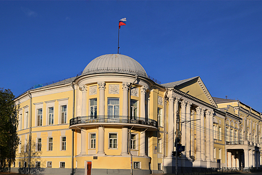 В Рязани кровлю бывшего центрального ЗАГСа оборудуют системой антиобледенения