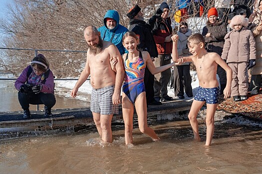 Крещенские купания прошли без разрешения Роспотребнадзора в Краснодаре