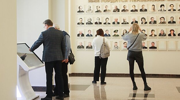 В областном правительстве будут проводить экскурсии