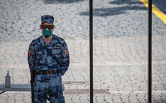 СМИ: Более 70 регионам России грозит локдаун