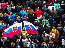 Польша раскритиковала сближение Словакии с Россией