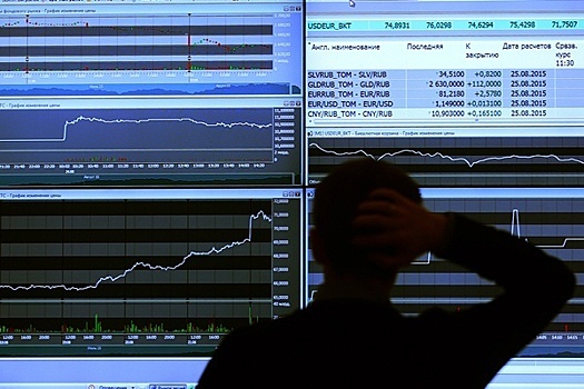 Финансовый омбудсмен: покупать валюту нужно было вчера