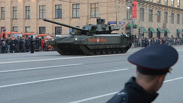 В Москве появилась временная разметка для военной техники