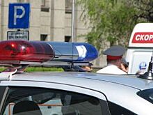В Перми водитель за рулём такси влетел в столб