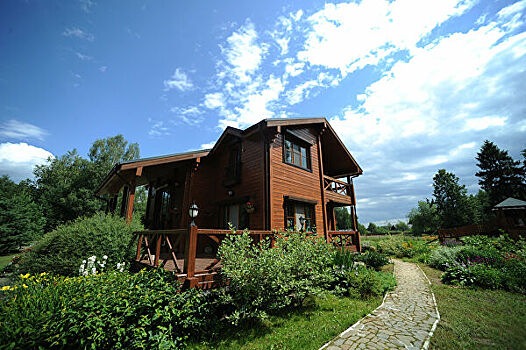 «Много неликвида»: дачи за год подорожали на 12,1%