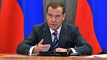 Медведев сохранит пост председателя "Единой России"