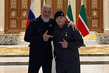 Депутат возмутился награждением сына Кадырова. Глава Чечни сделал его героем после избиения поджигателя Корана