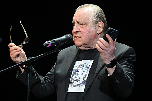 Глава ФПБК Бородин: в России нужно обсудить возможное предательство Хазанова