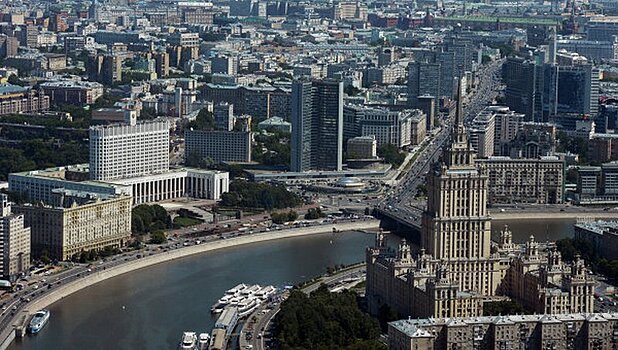 Москву за три года на треть "разгрузили" от фур