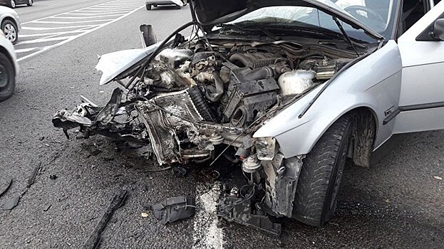 У BMW отказали тормоза в Алматы, пострадали два человека