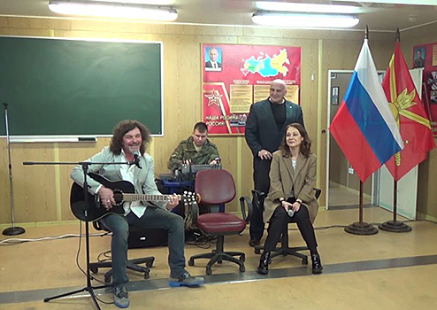 На российской военной базе в Абхазии прошла встреча военнослужащих с артистами эстрады, театра и кино
