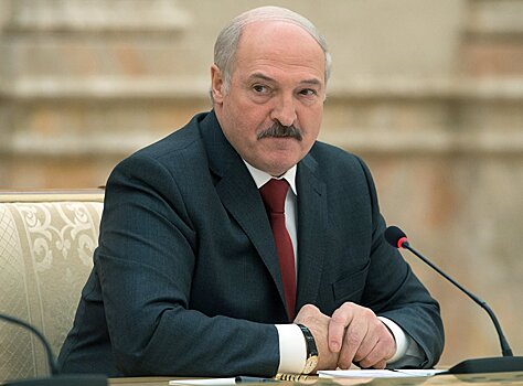 Лукашенко: Армения и Азербайджан должны решать проблему Карабаха сами