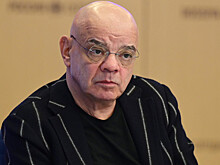 Что происходит в  Высшей школе сценических искусств