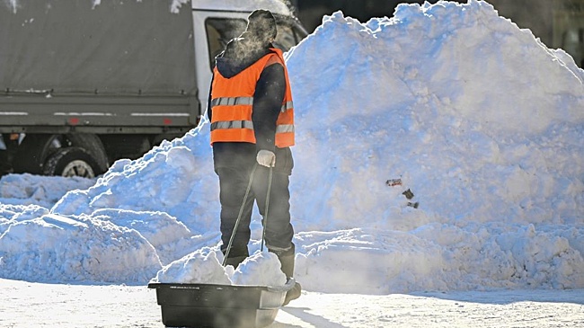 Рекордные снегопады и заморозки вскрыли проблемы городов ЦФО