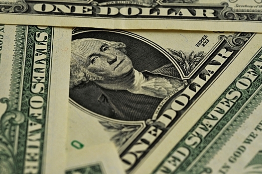 «Никому не нужен»: Укрепление доллара до 90 рублей ожидают к весне