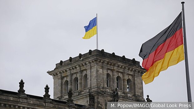 Вице-канцлер Германии Хабек обвинил главу минфина Линднера в распаде коалиции из-за отказа увеличить помощь Украине