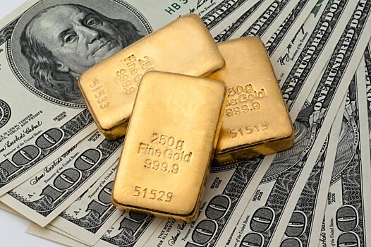 Экономист дал совет, когда стоит менять доллары на золото