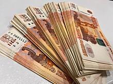 Выполнила 123 операции: пенсионерка в Приморье перевела мошенникам 1,8 млн рублей