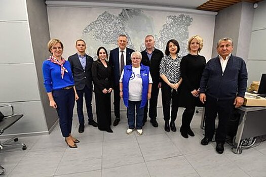 Глава Ленобласти обсудил с «Командой 47» помощь военнослужащим и их семьям