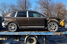 Приставы забрали Porsche Cayenne у жительницы Новосибирска из-за долгов