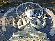 Паломники на лошадях приедут на открытие гигантской статуи Арьяа-Баала в Бурятии